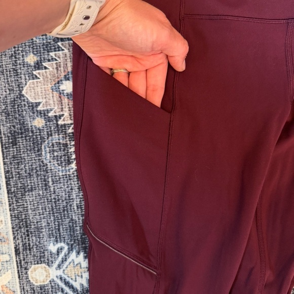 Lululemon Speed Up Leggings Burgundy 28” Inseam Women’s Size 2 - Picture 3 of 10